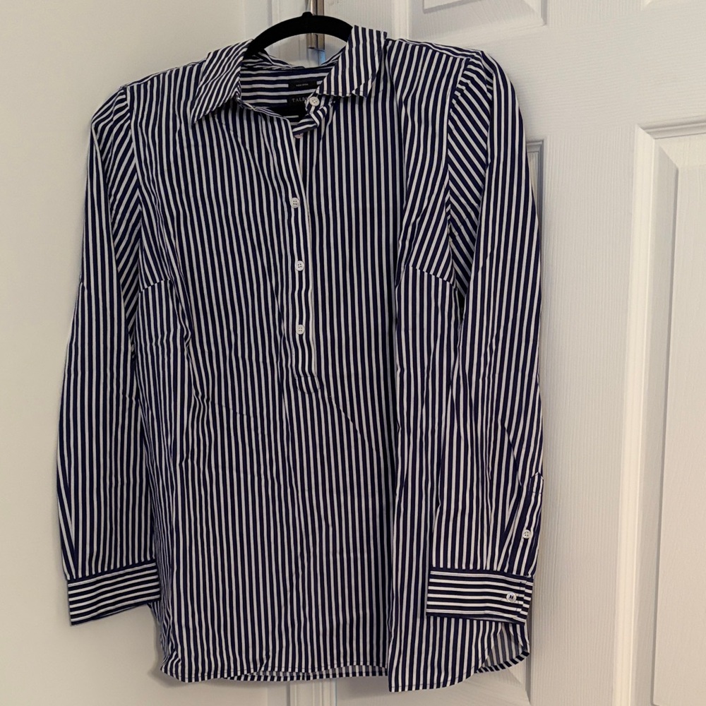Talbots women’s  Navy and White Striped Button Down Shirt